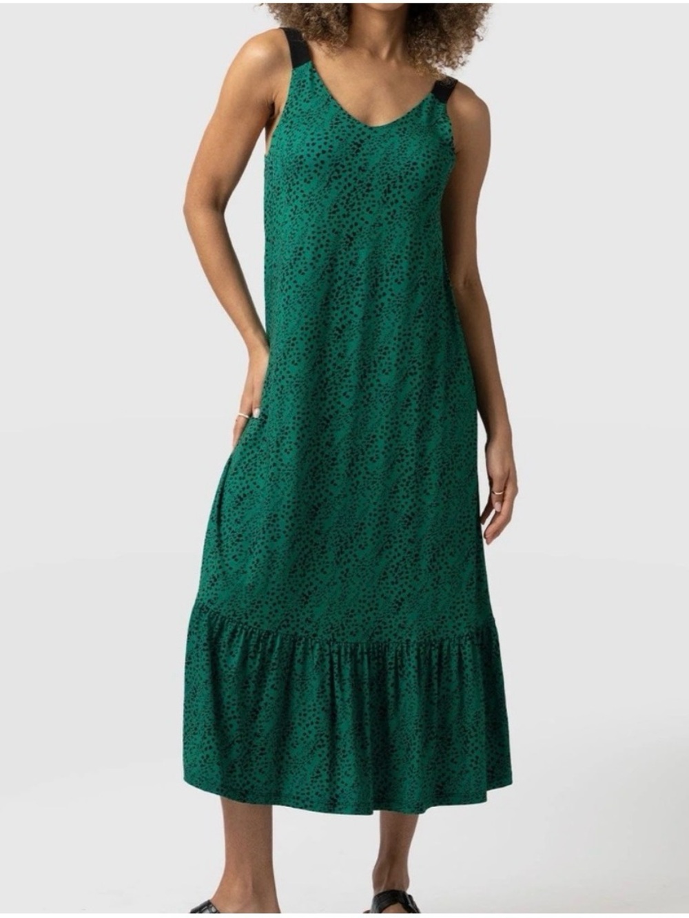 NWT Saint + Sofia Sleeveless Green Tiered Riley Animal Print Maxi Dress Size 8